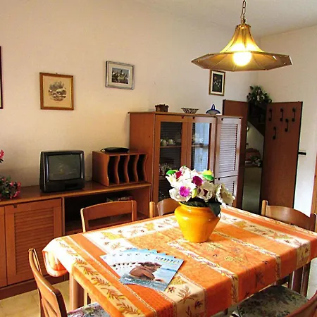Apartment Andrea *
